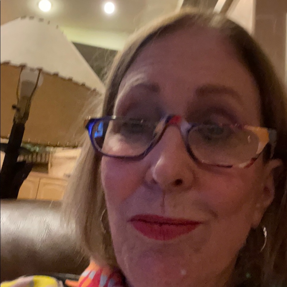 Meet your Posher, Janice